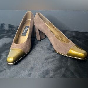 Stuart Weitzman Gold Toe Kitten Heels